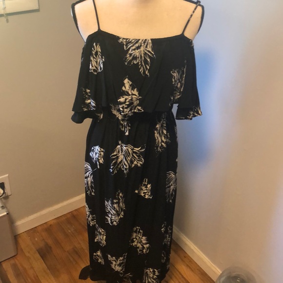 🌸3 for $9 🌸Ruffle top maxi dress - Picture 6 of 8